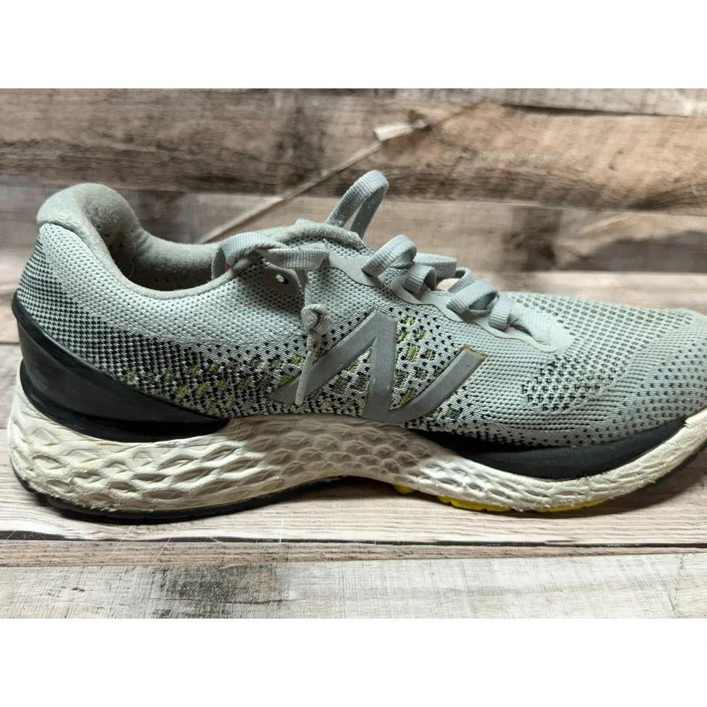 New Balance Fresh Foam M880v10 Silver 9.5 BEATER Pair